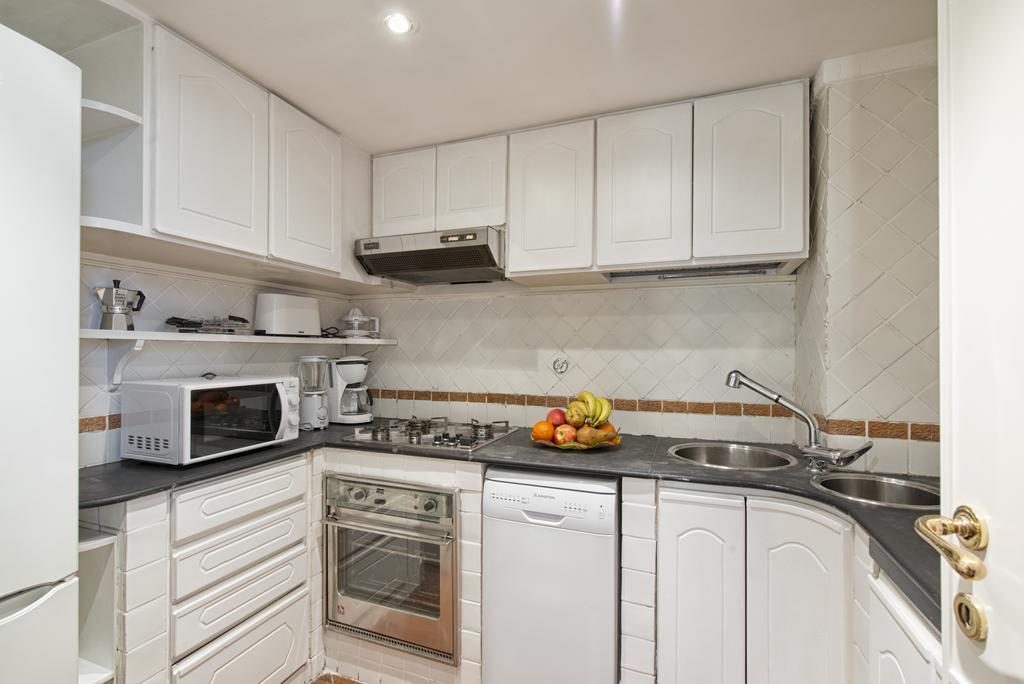 Pantheon Luxury Apartment Rome Ruang foto