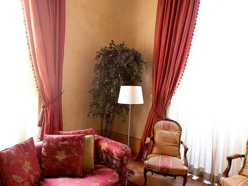 Pantheon Luxury Apartment Rome Bagian luar foto